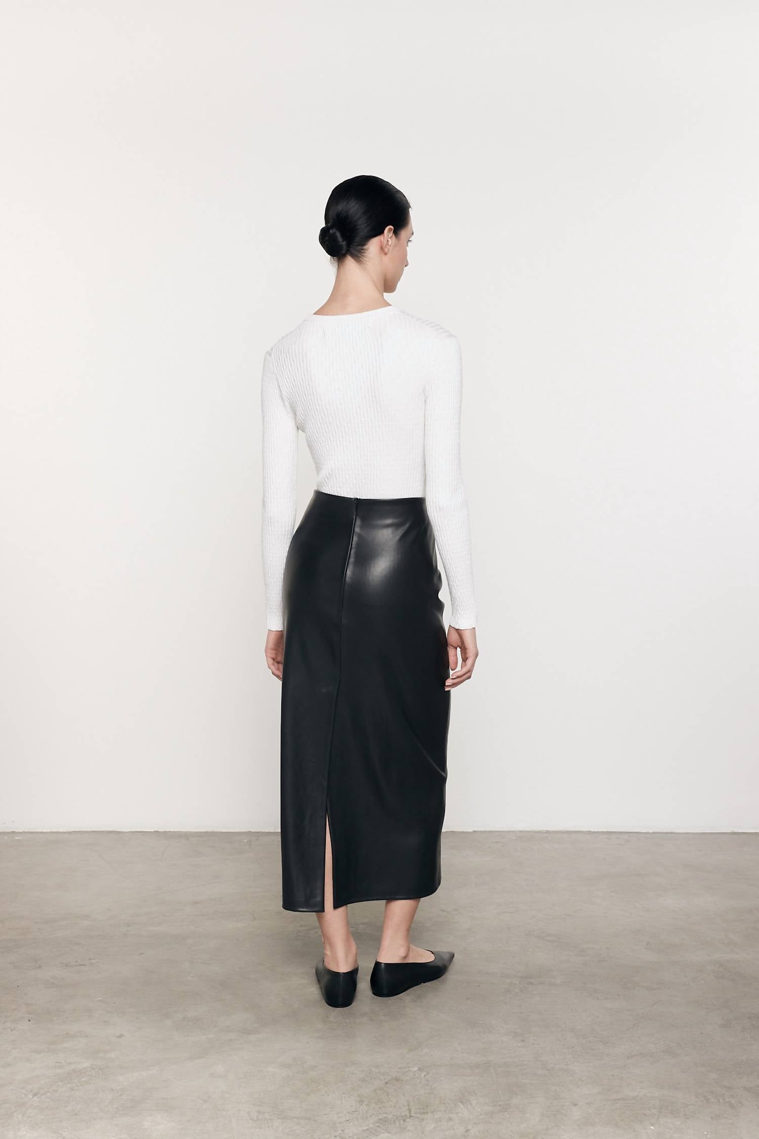 Enza Costa - CASHMERE COTTON POINTELLE LONG SLEEVE CREW TOP