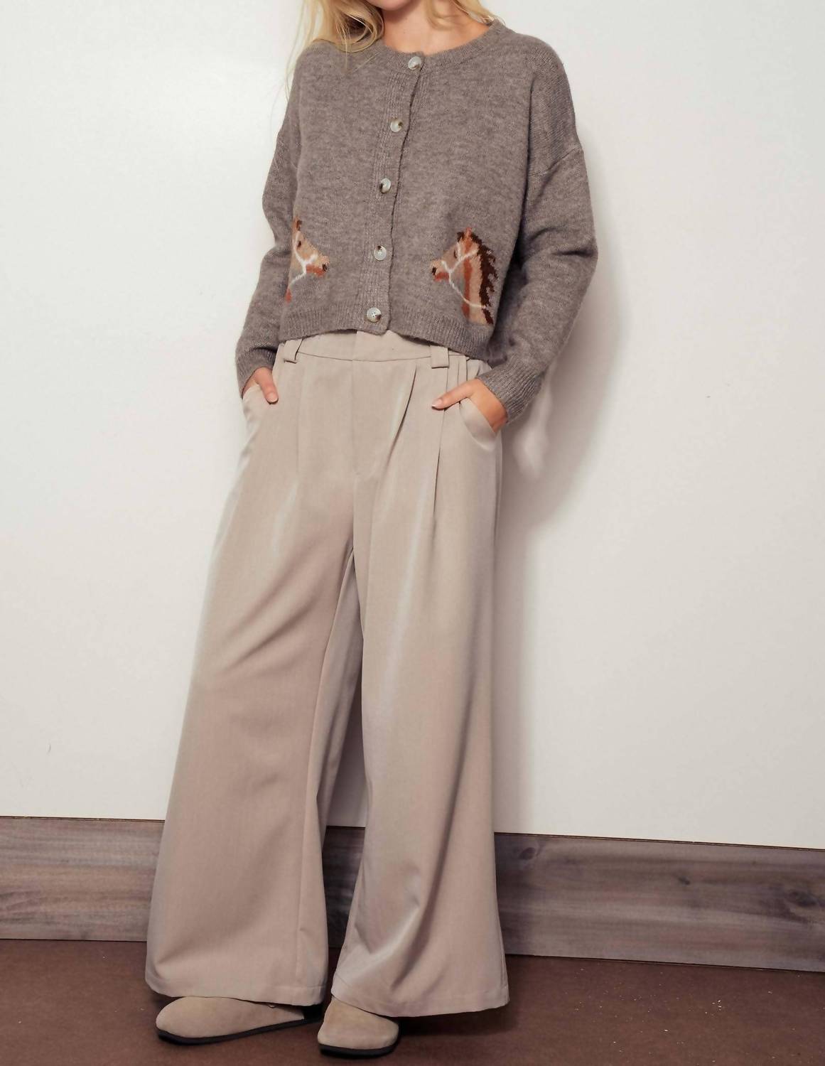 Urban Daizy - Western Horse Graphic Ribbed Trim Crew Neck Cardigan