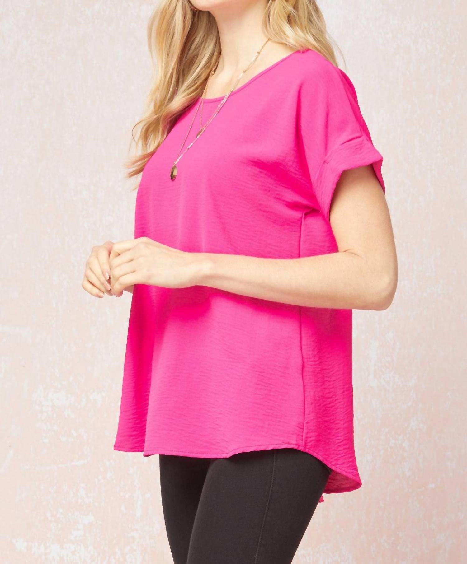 Entro - Short Sleeve Scoop Neck Top