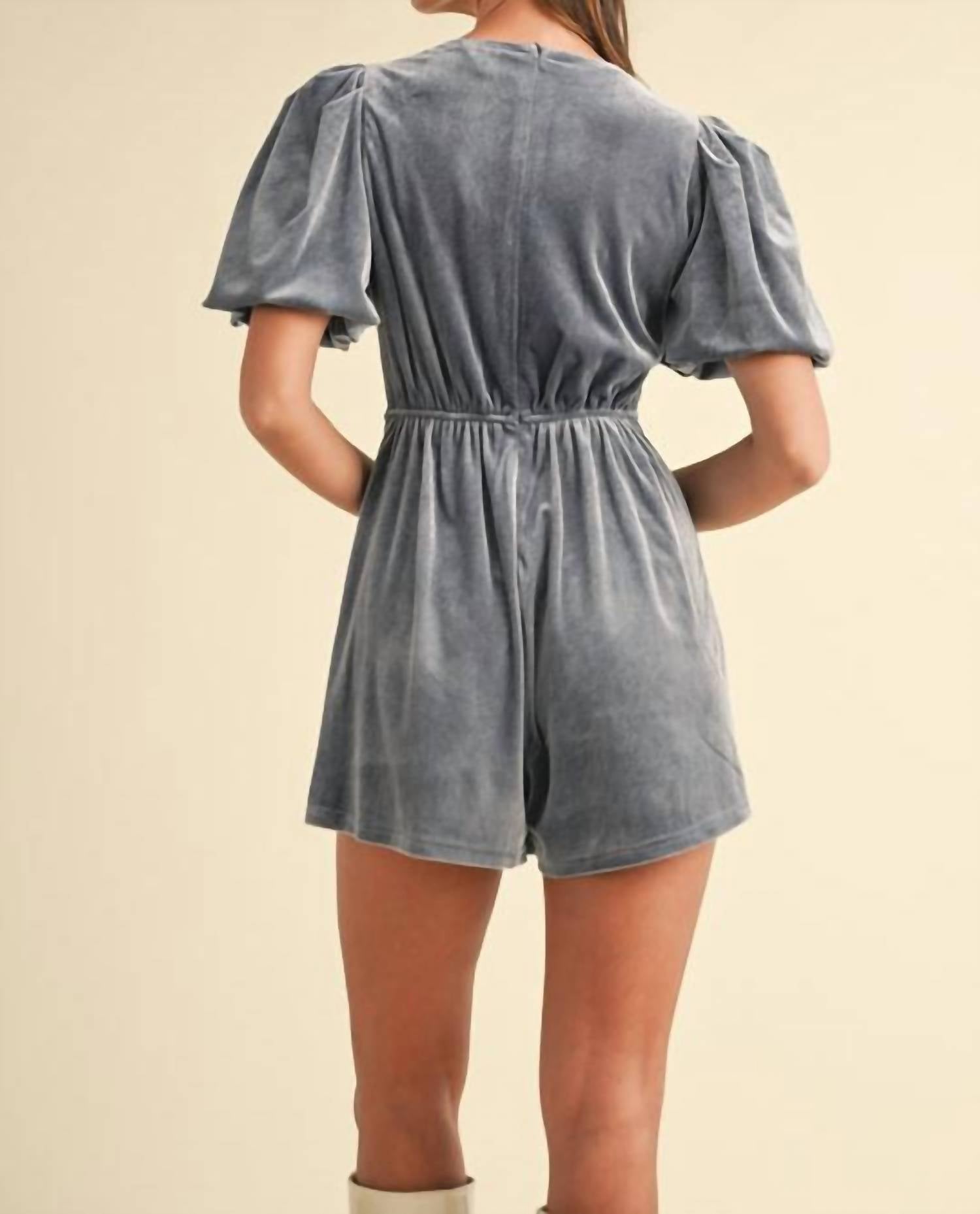 Mable - Pirella Velvet Romper