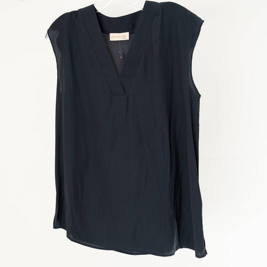 Lola & Sophie - Black Sleeveless Lola Sophie Tunic Blouse – Lightweight V-neck Longline Top