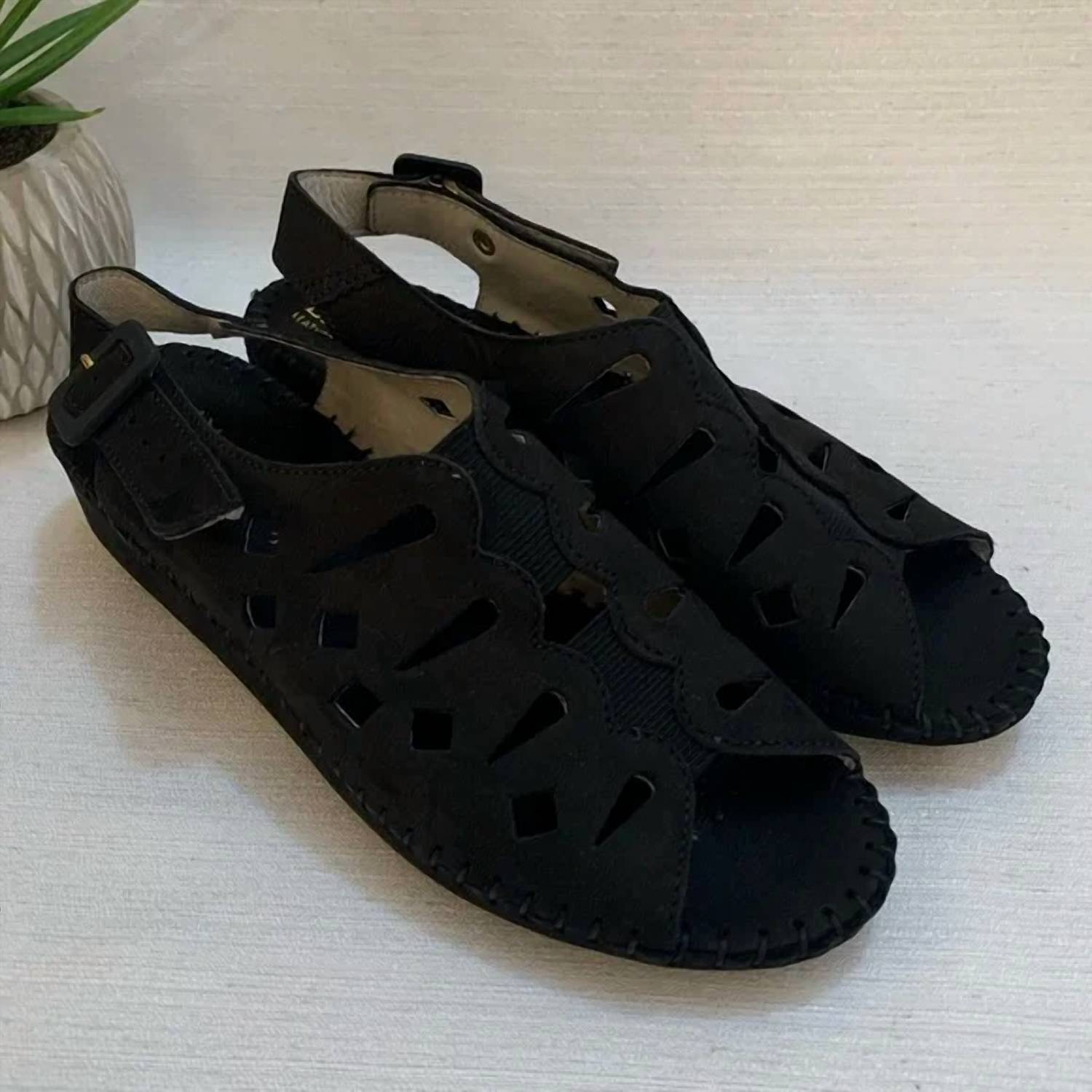 Laplume - Women's Brady Sandals