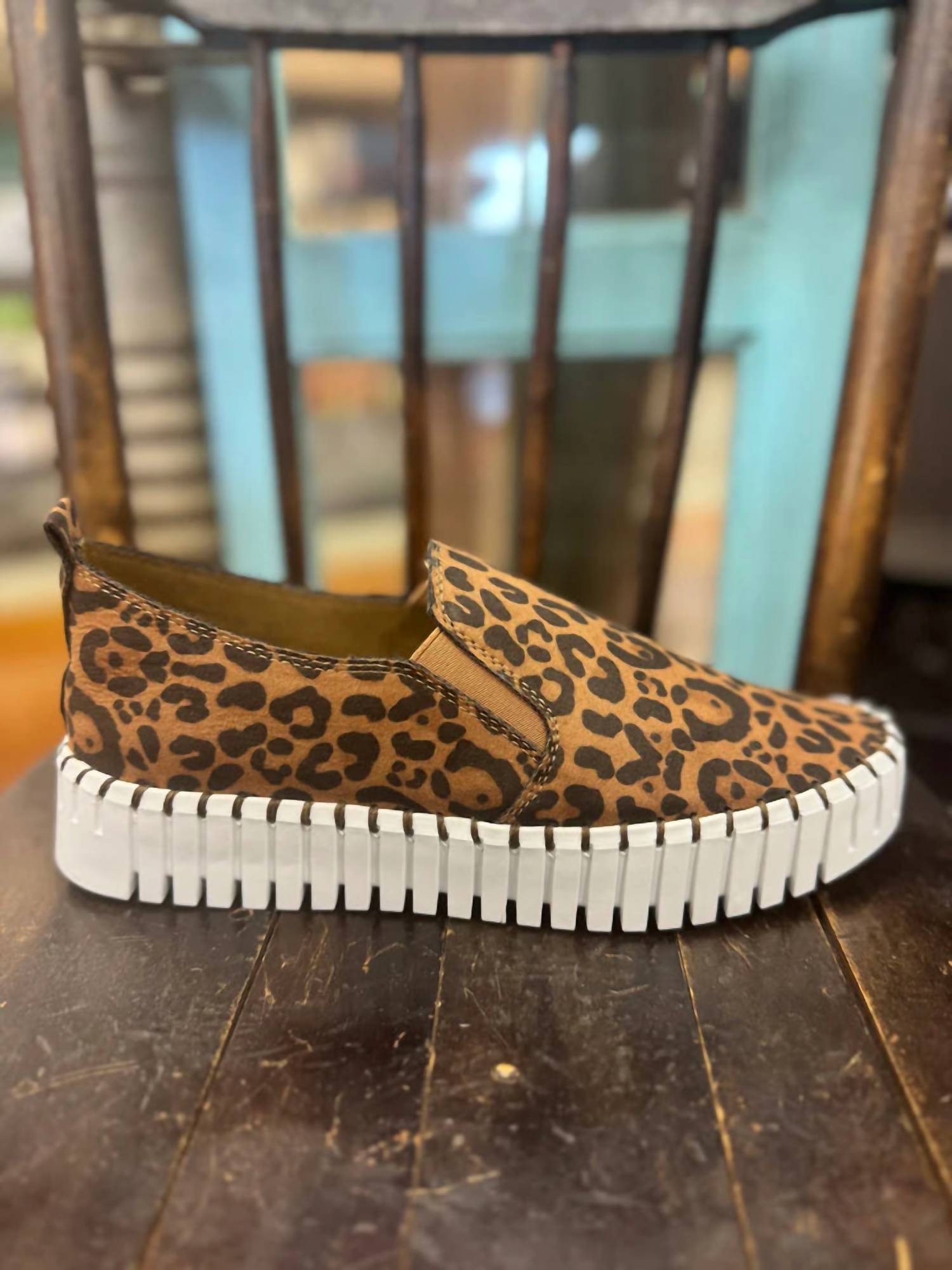 Very G - Women's Sandra Leopard Shoe