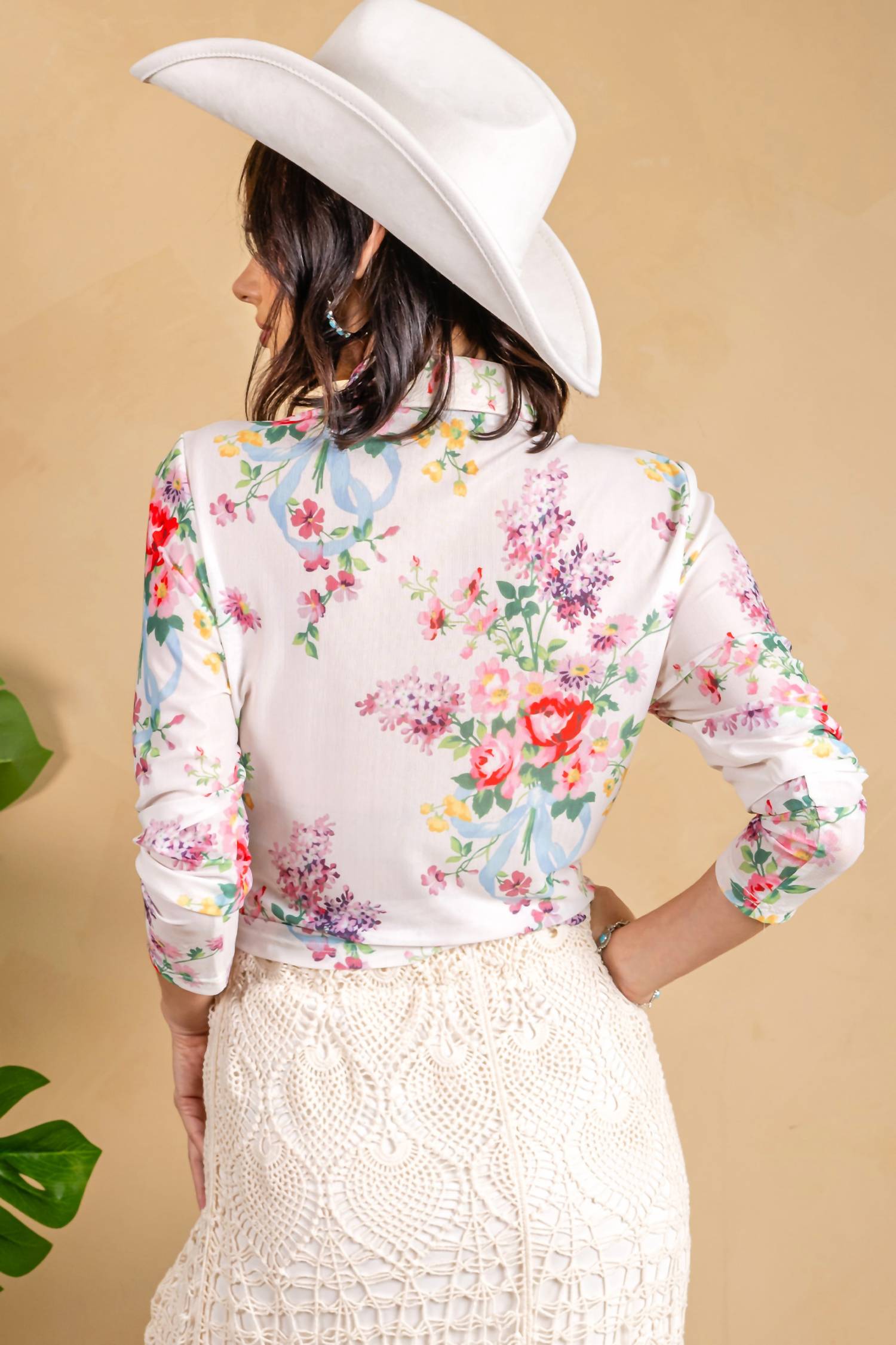 Paparazzi - Floral Print Mesh Button Down Shirt - Lined