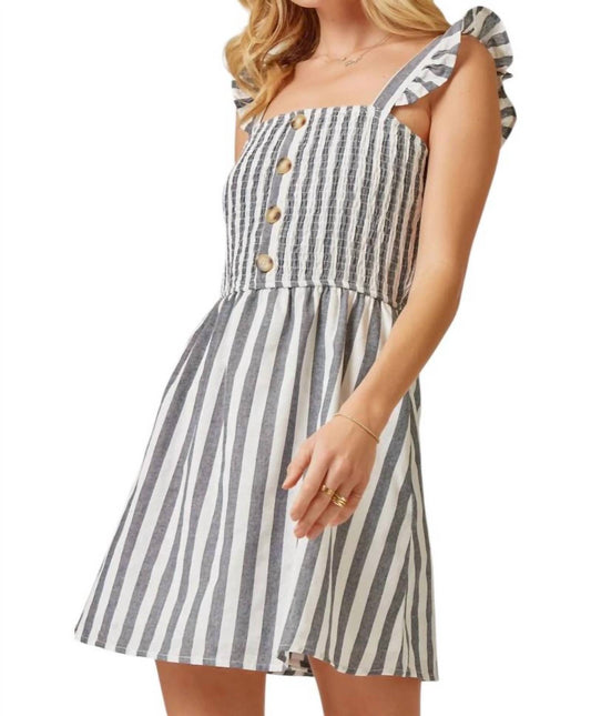 Andree By Unit - Don't Go Too Far Smocked Dress