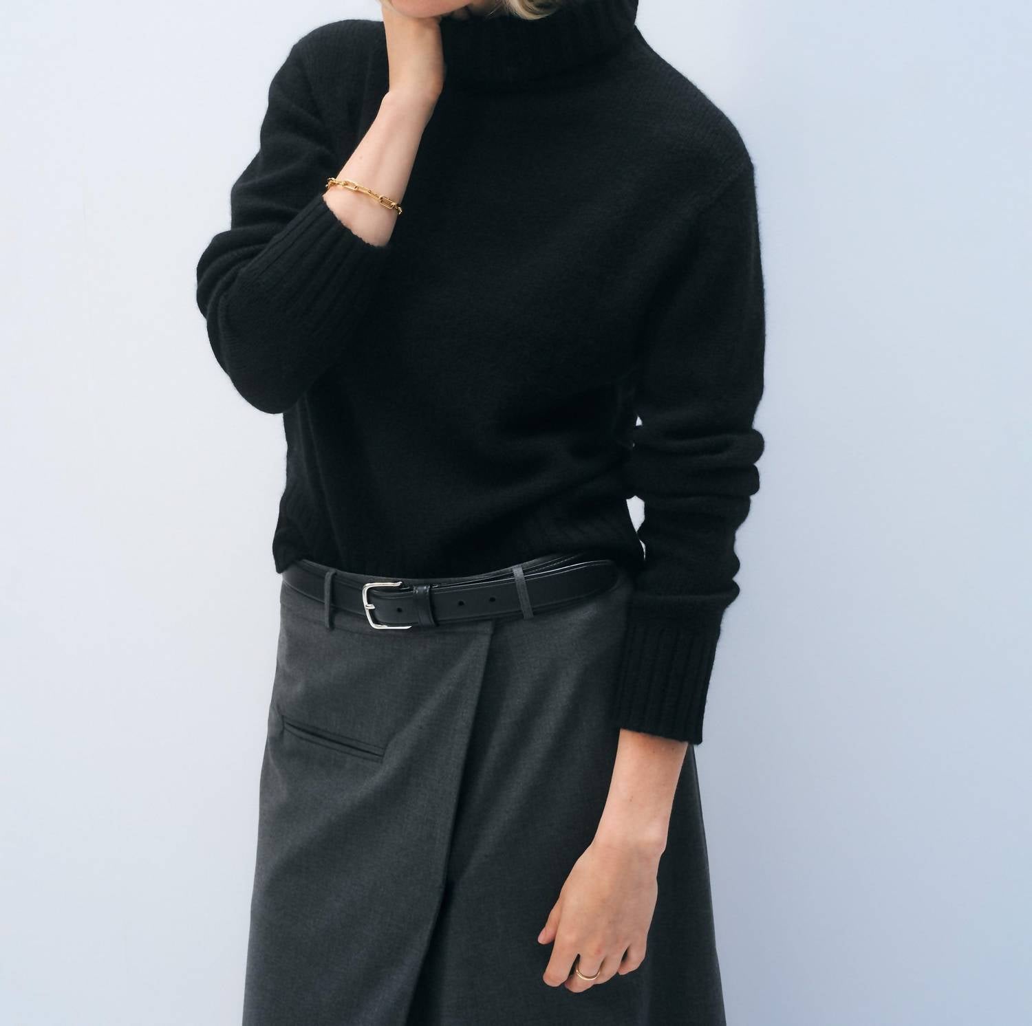 White + Warren - Cashmere Featherweight Turtleneck Top