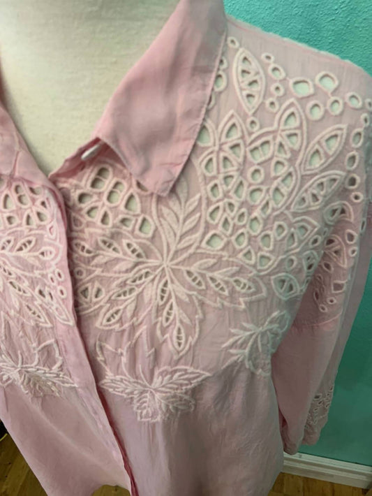 Johnny Was - LOTUS EYELET BUTTON DOWN