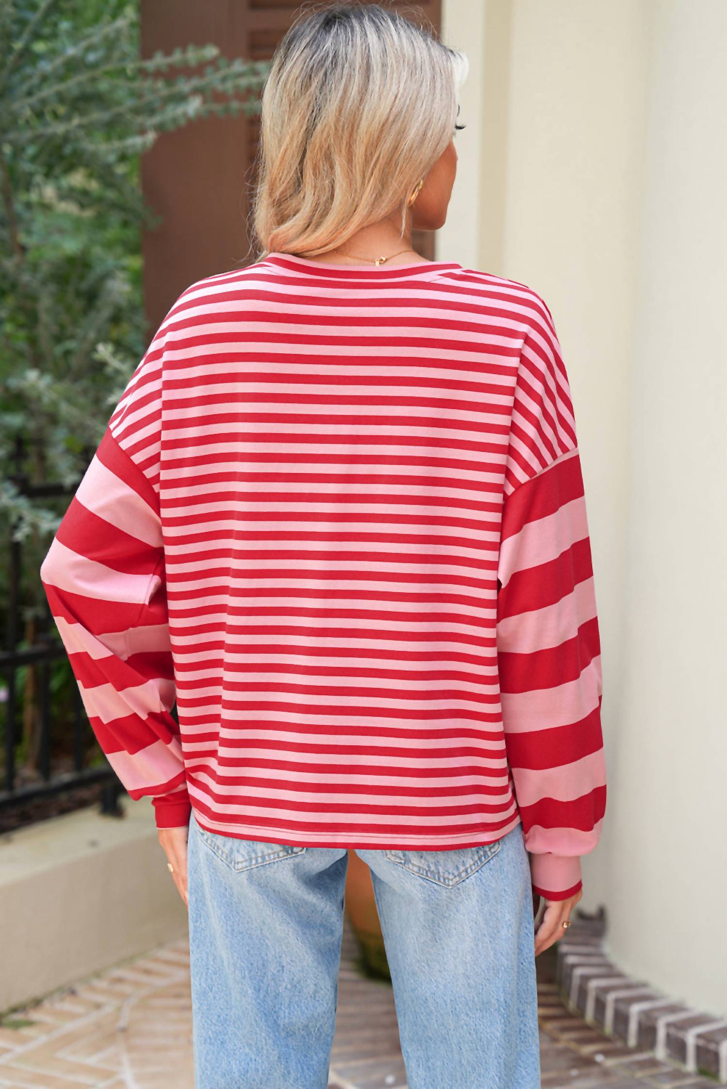 Shewin - Women's Stripe Top