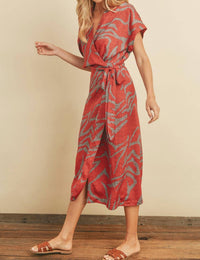 Dress Forum - HIGH VOLTAGE COLLARED MIDI WRAP DRESS