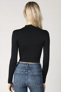 Nikibiki - Mock Neck Crop Top
