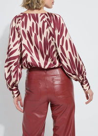 Lysse - Naila Raglan Neckline Detail Blouse