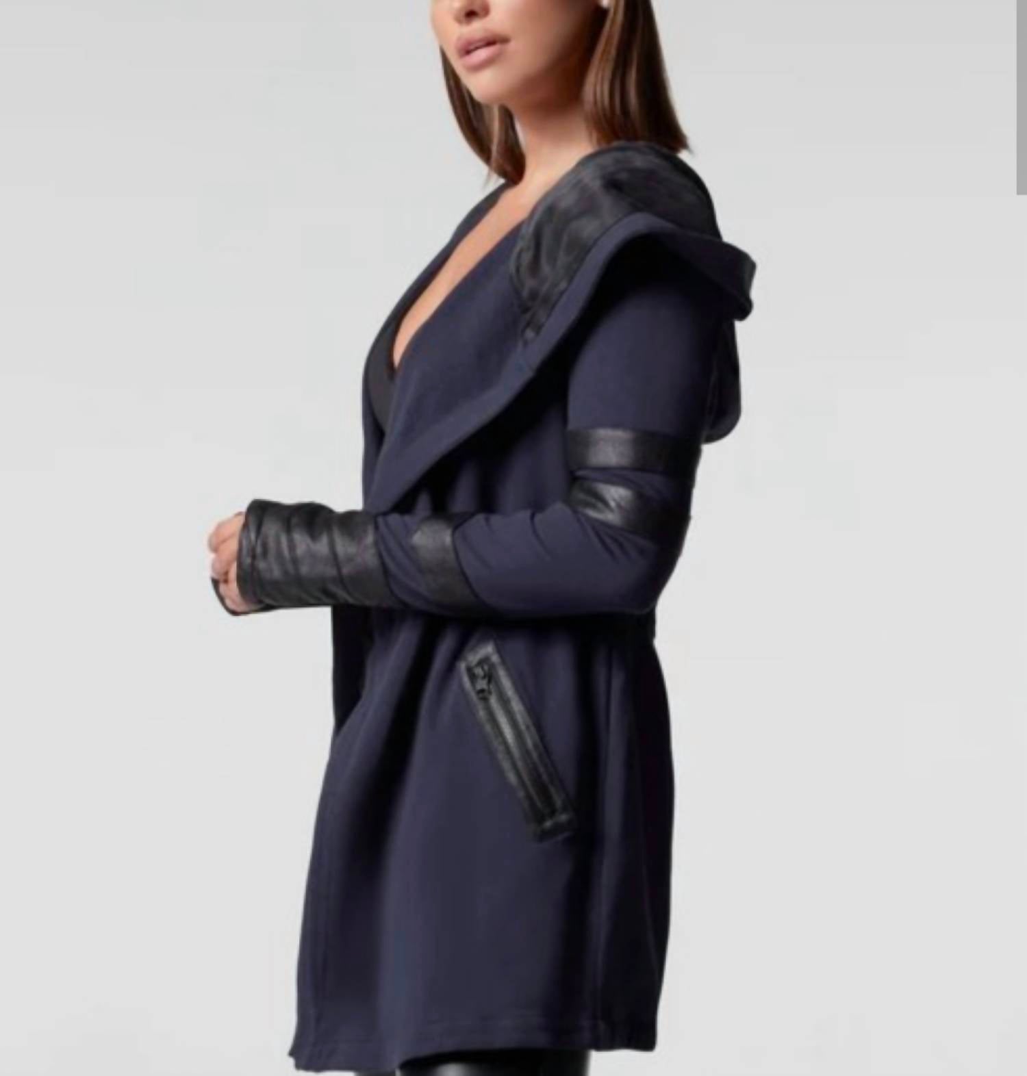 Blanc Noir - travelers jacket