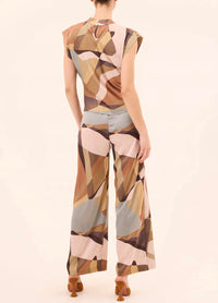 Misa Los Angeles - Izzie Pant