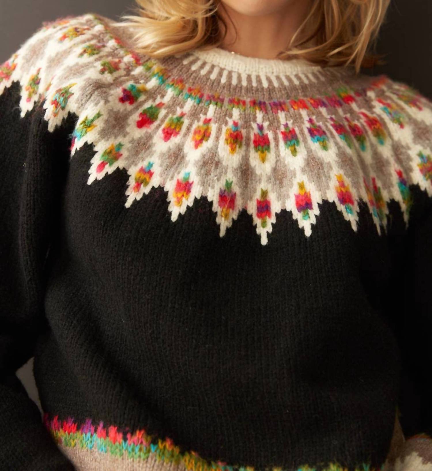 En Creme - Fern & Feather Pattern Knit Sweater