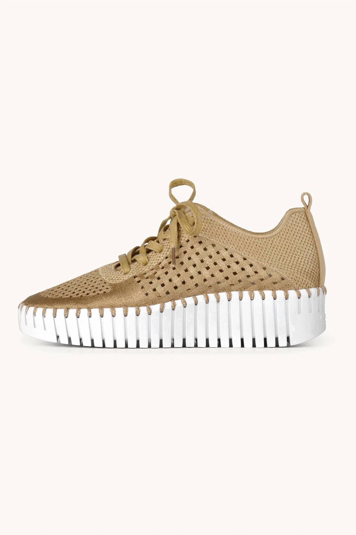 Ilse Jacobsen Women's Tulip 4271 Crochet Wedge Sneaker in latte white - women's sneaker - detail view