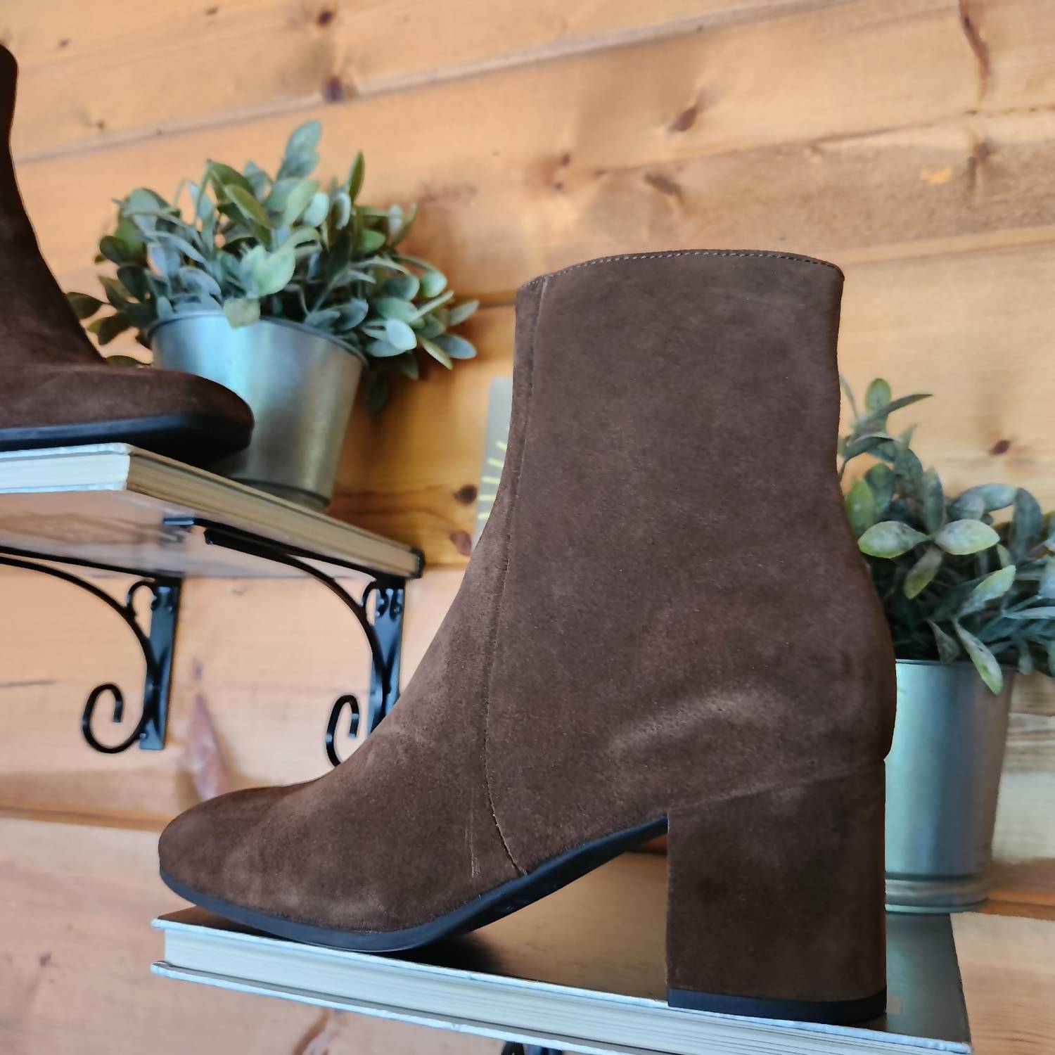 La Canadienne - Women's Joanie Heeled Booties