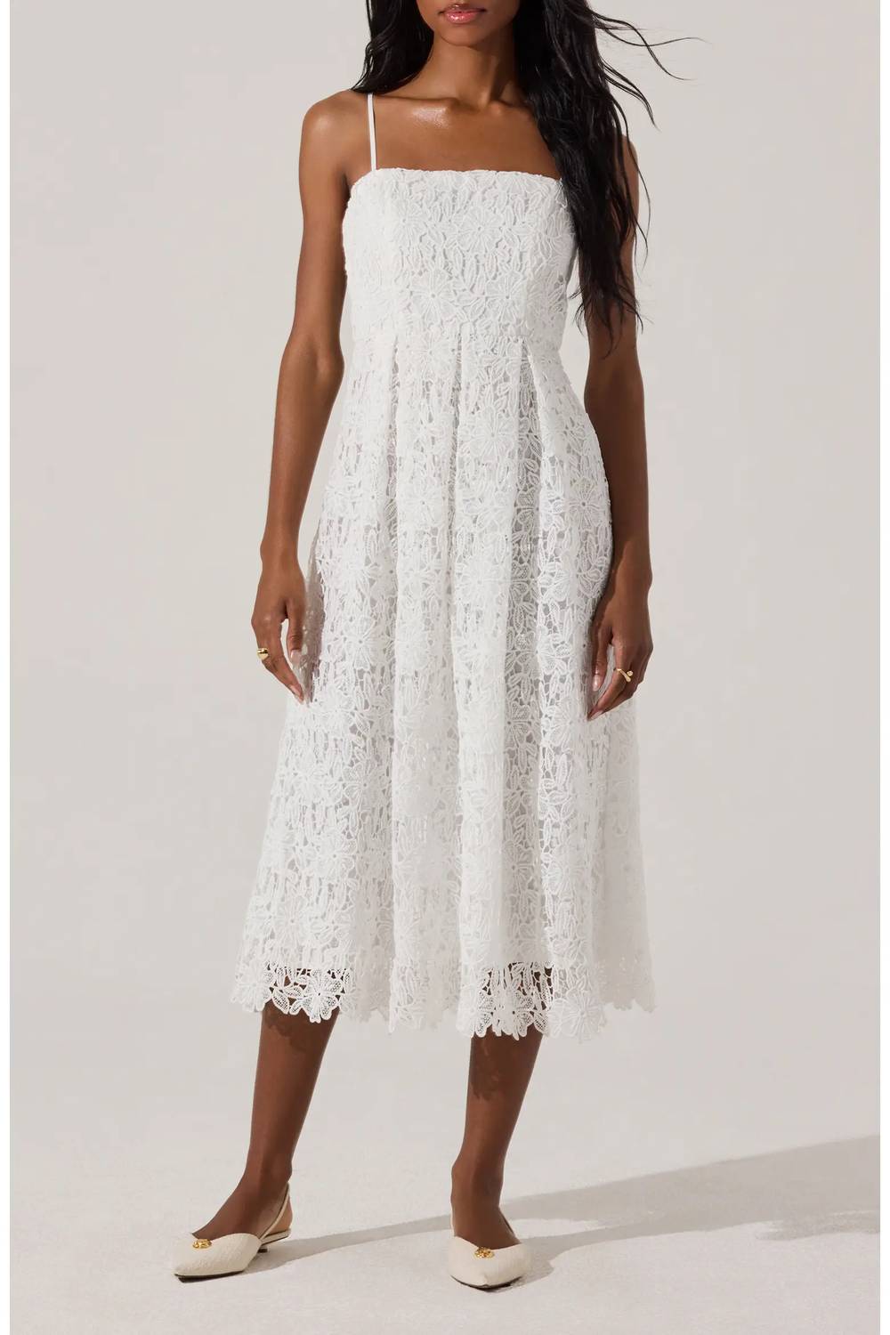 Astr - Floral Lace Dress