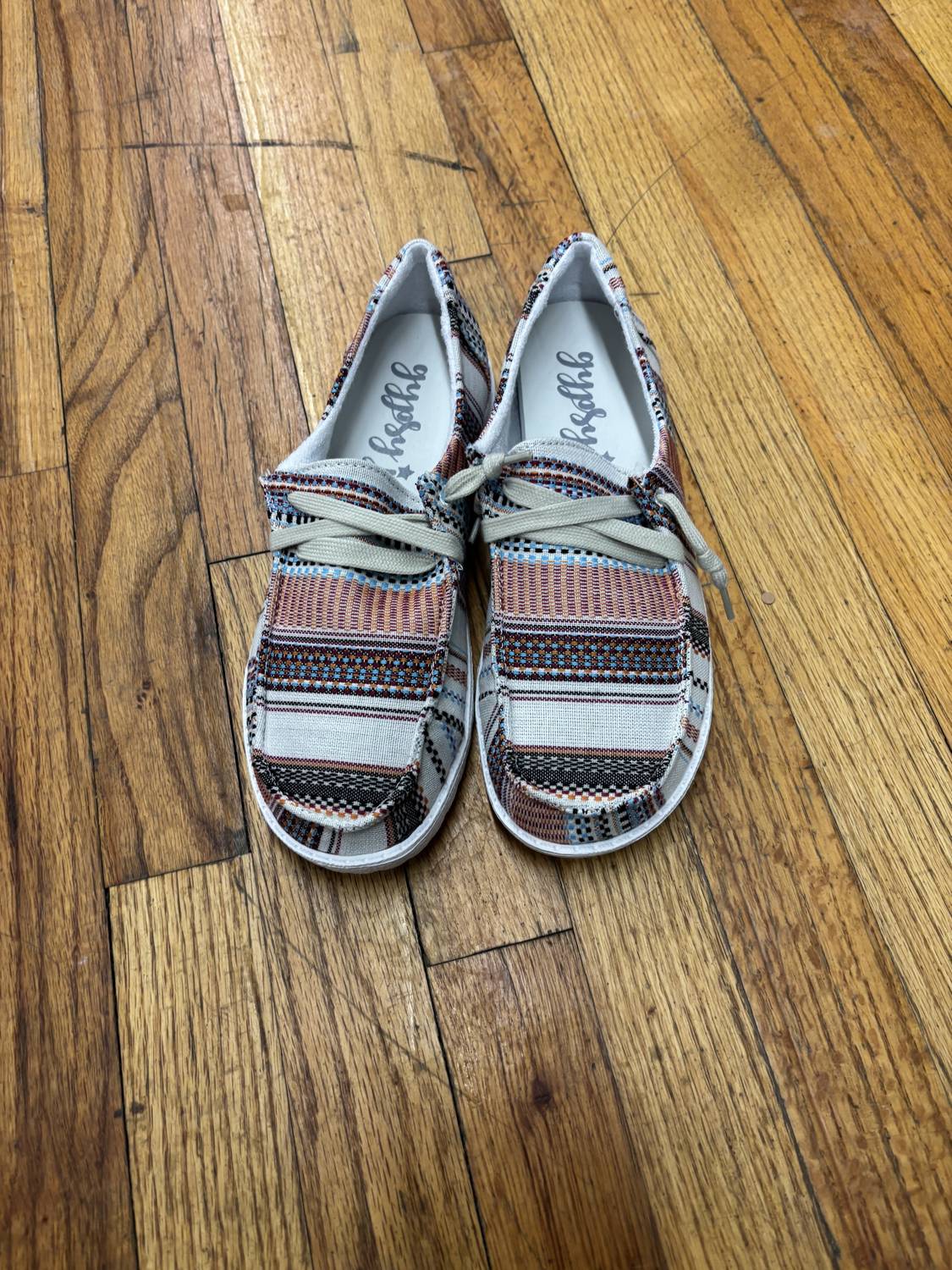Gypsy Jazz - Women's Hip 4 slip on sneakers