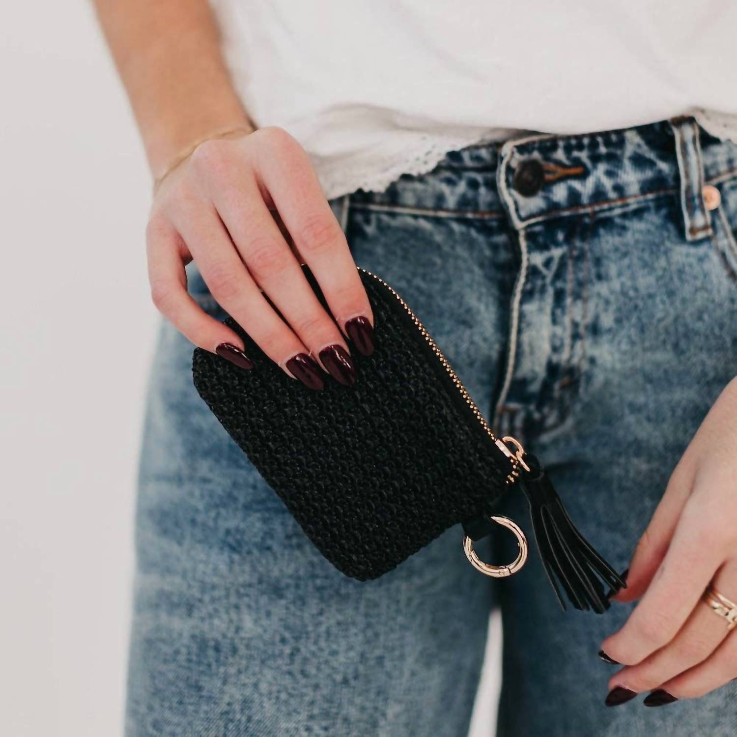 Pretty Simple - Women's River Raffia Clippable Card Holder