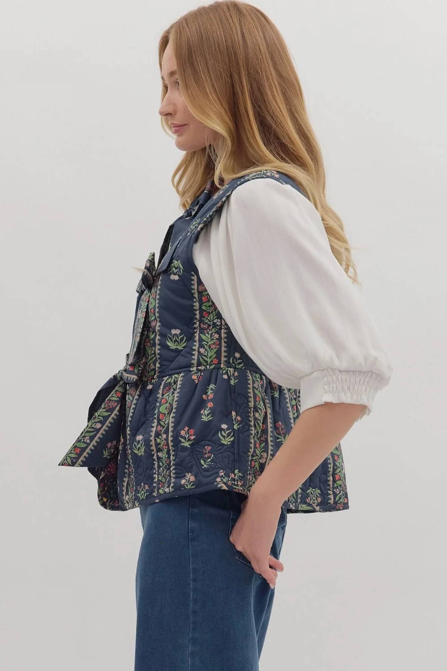 Entro - Quilted Botanical Print Sleeveless Peplum Vest