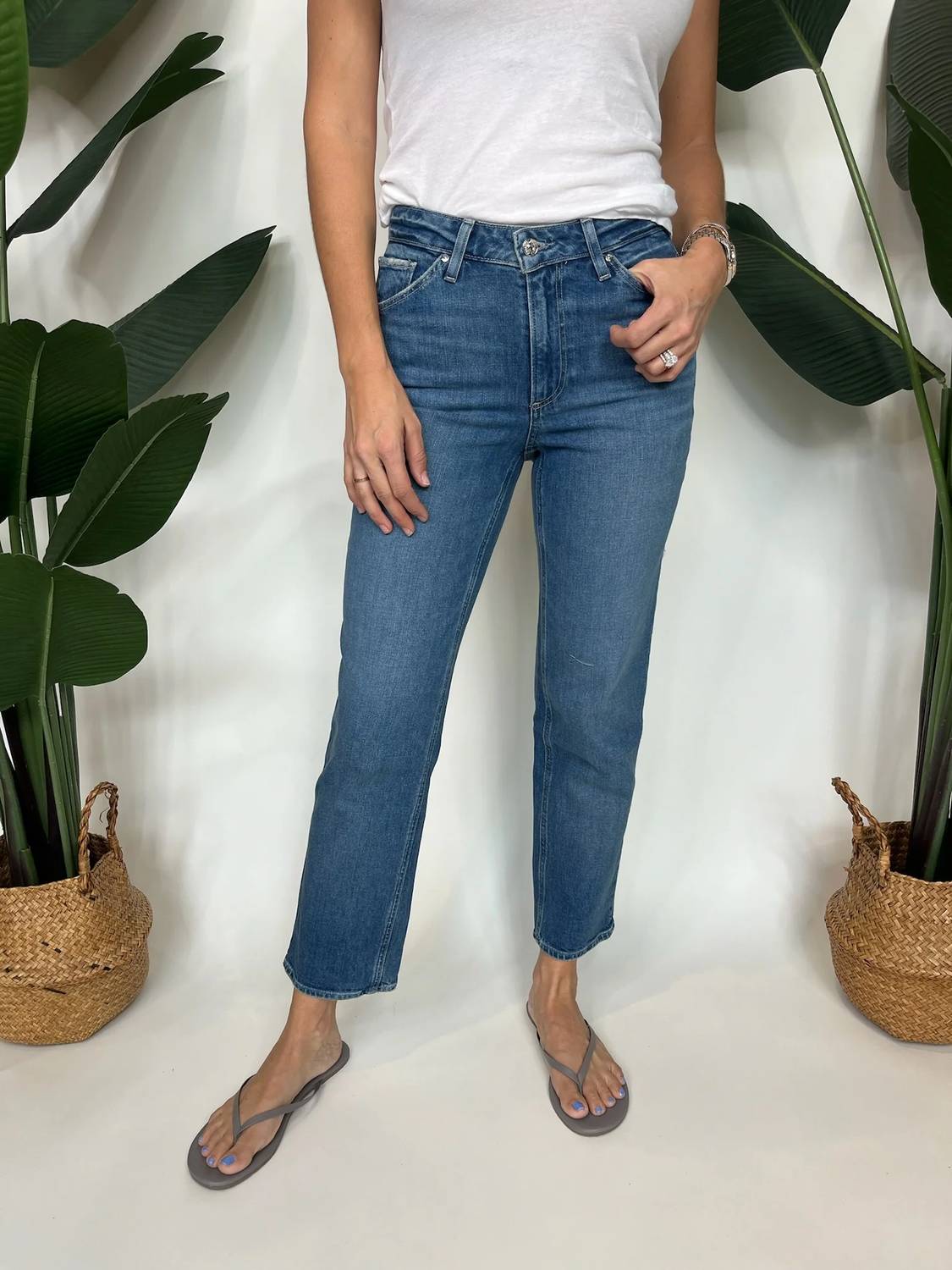 Paige - Sarah Straight Ankle Jeans