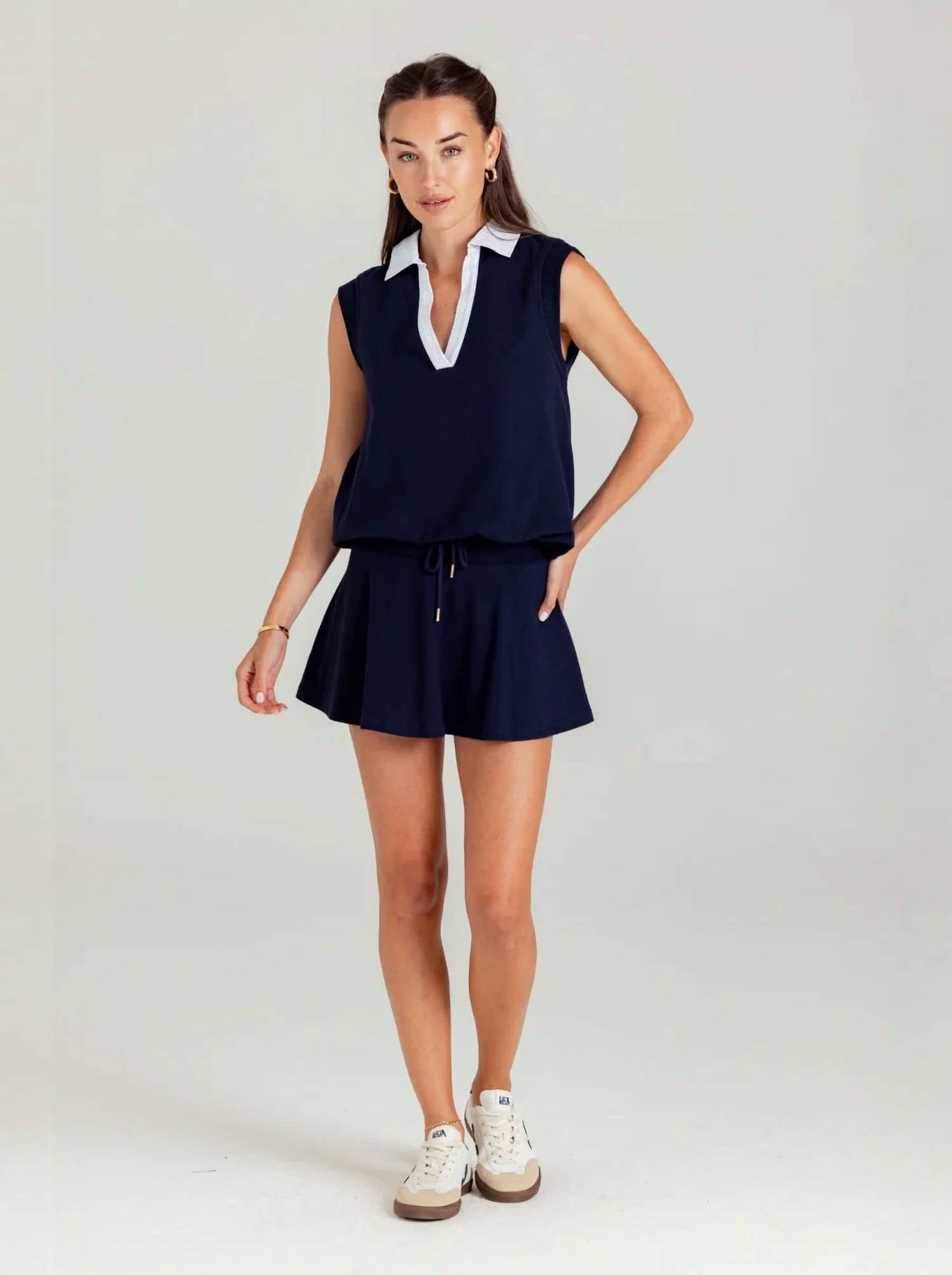 Sundays - Julia Top