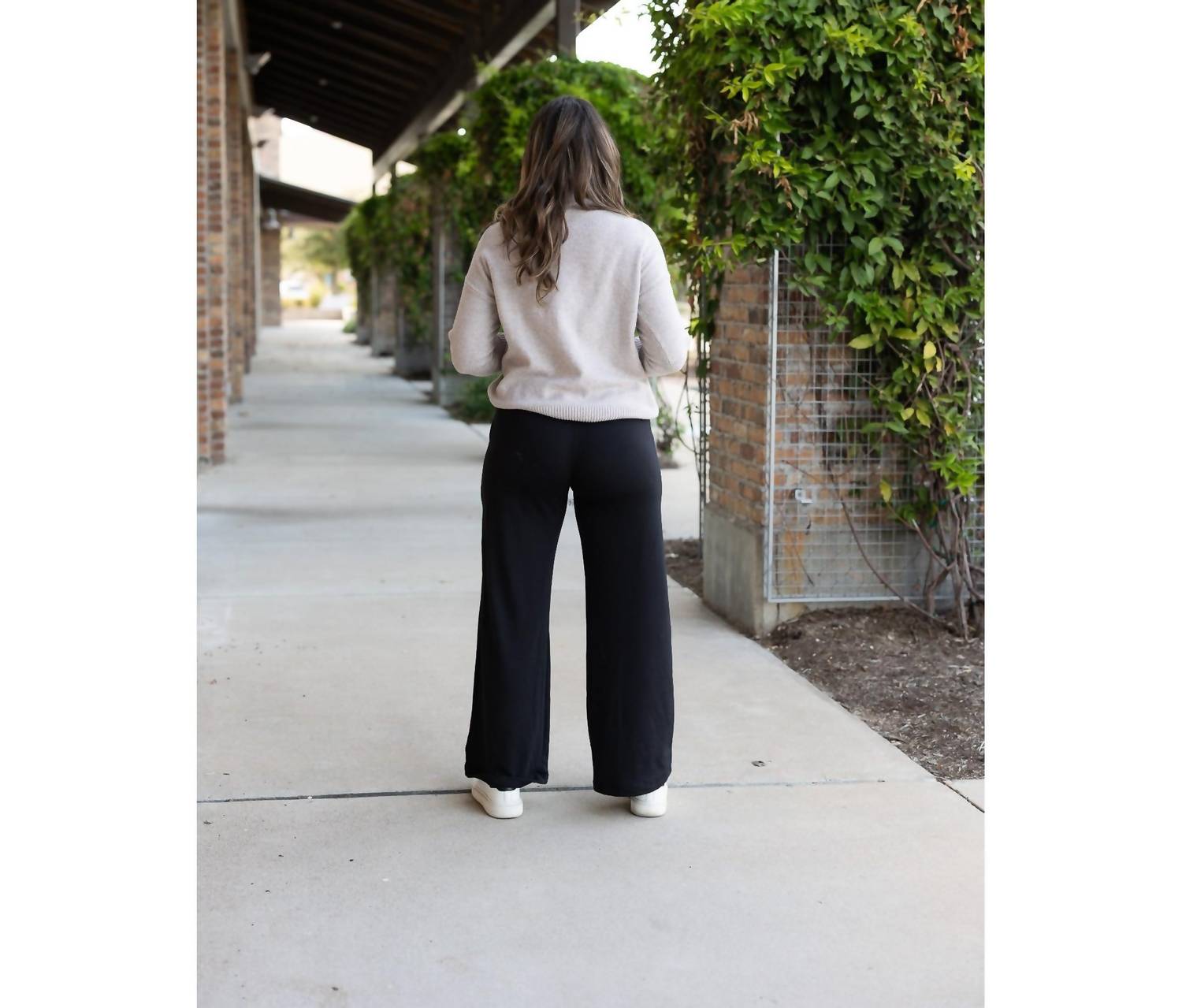 Julia Rose - Jenna Comfy Wide Leg Fleece Pants
