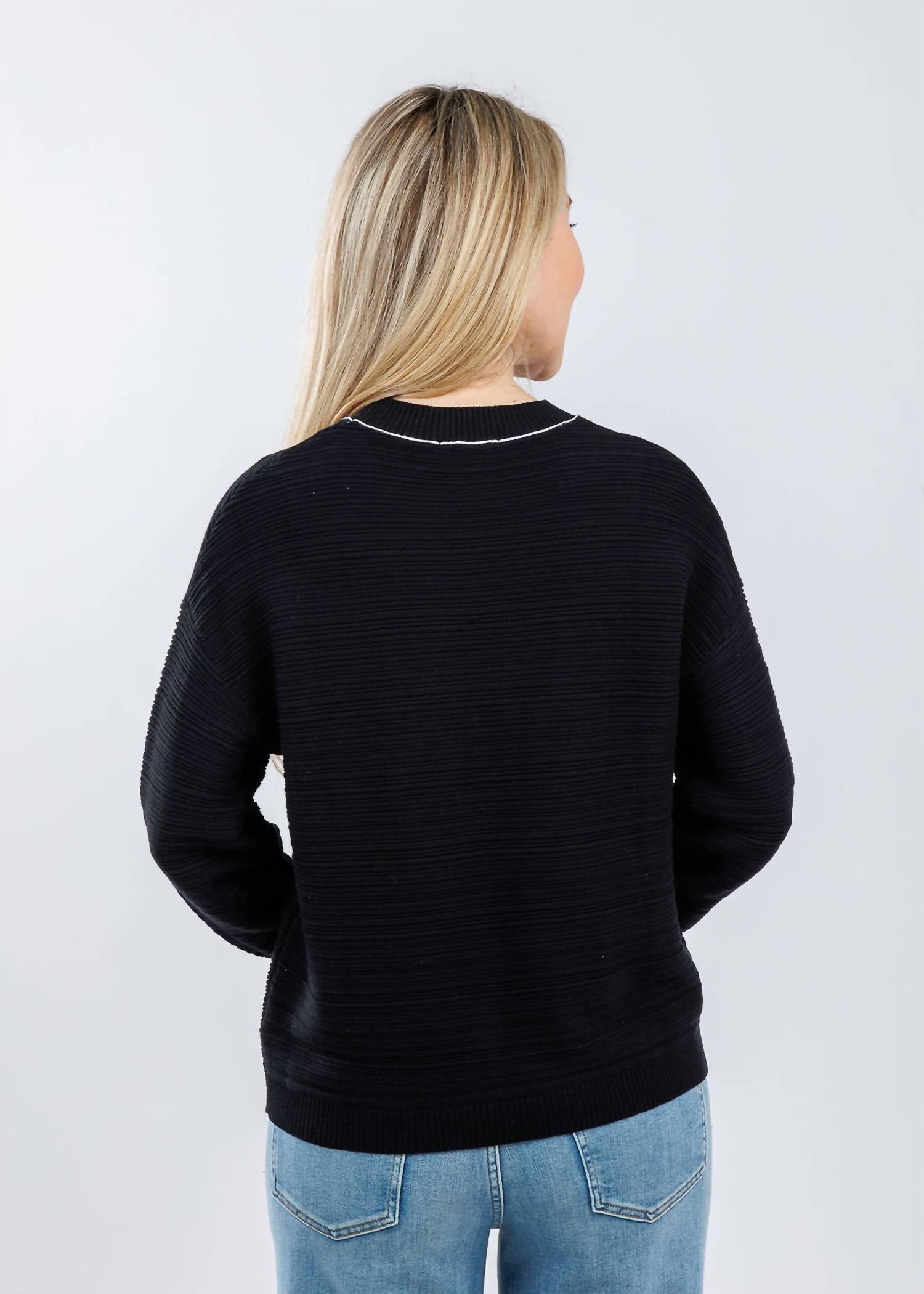 Pure Amici - Love Crew Neck Sweater