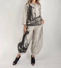 Ozai N Ku - Lantern Pants With Blush Stroke Print