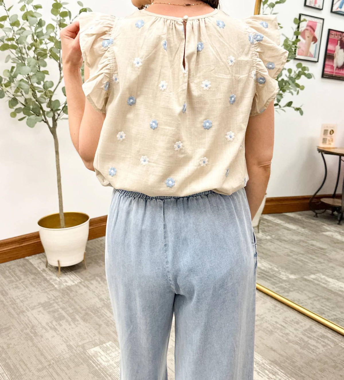Hayden La - Blue Floral Embroidered Ruffle Sleeve Top