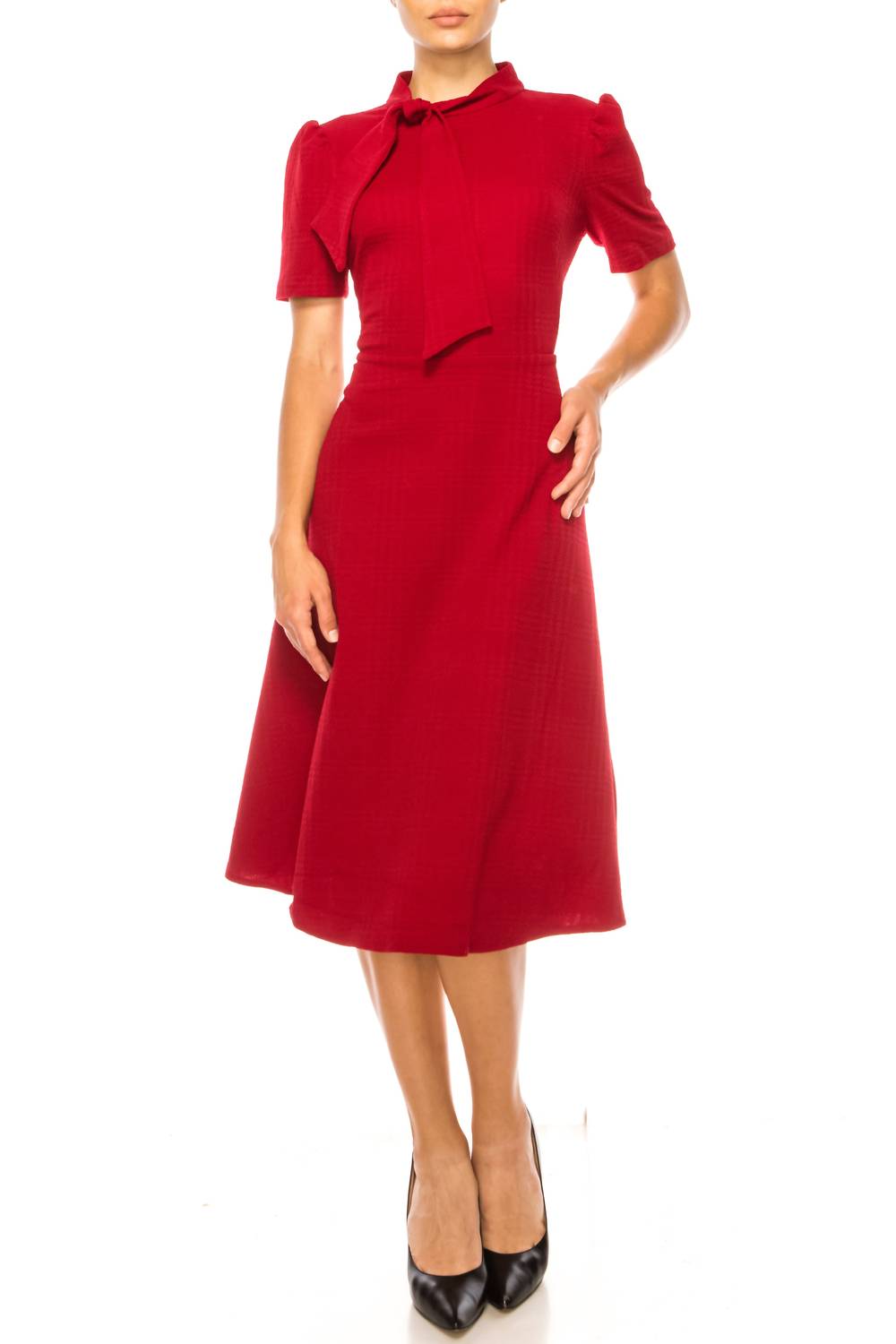 Maggy London - Tie Neck Short Sleeve A-line Dress