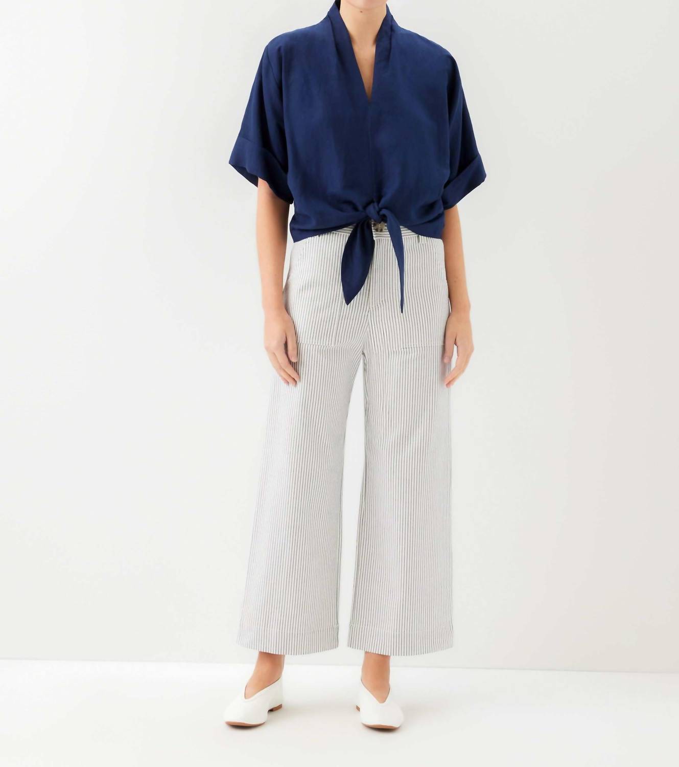 Fifteen Twenty - Women's Janice Cuffed Sleeve Tie-front Top