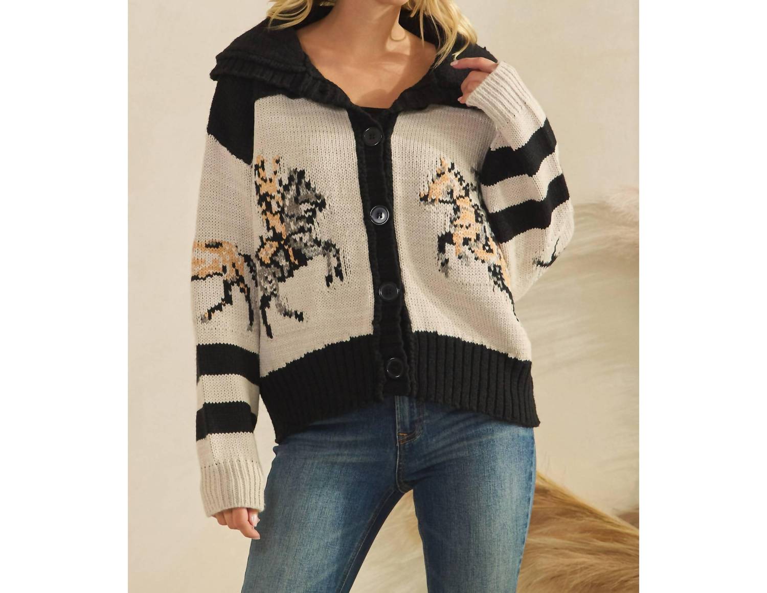 Veveret Horse Print Sweater in black - women's cardigan - view 5