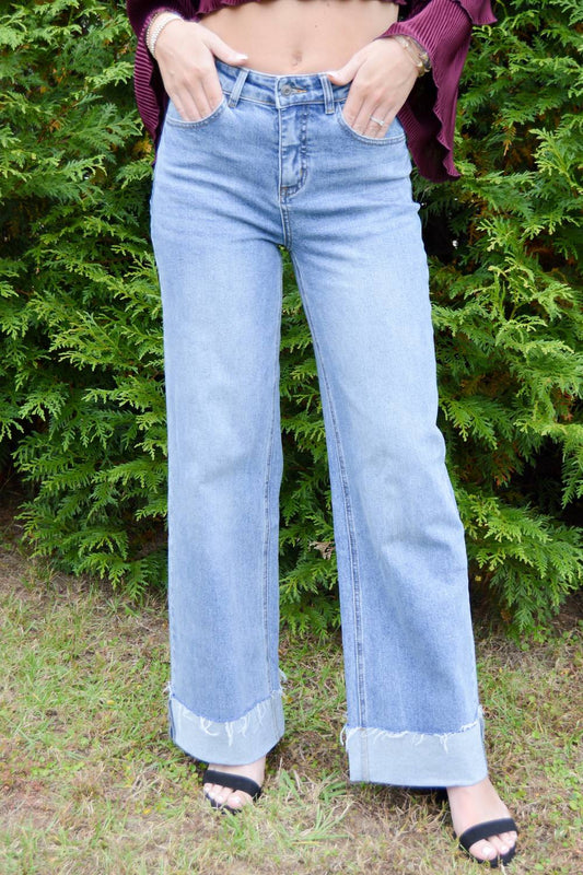 Anniewear - Elevated Essentials Cuffed Jeans