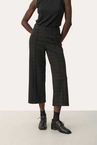 Part Two - Women's Llisan Trousers