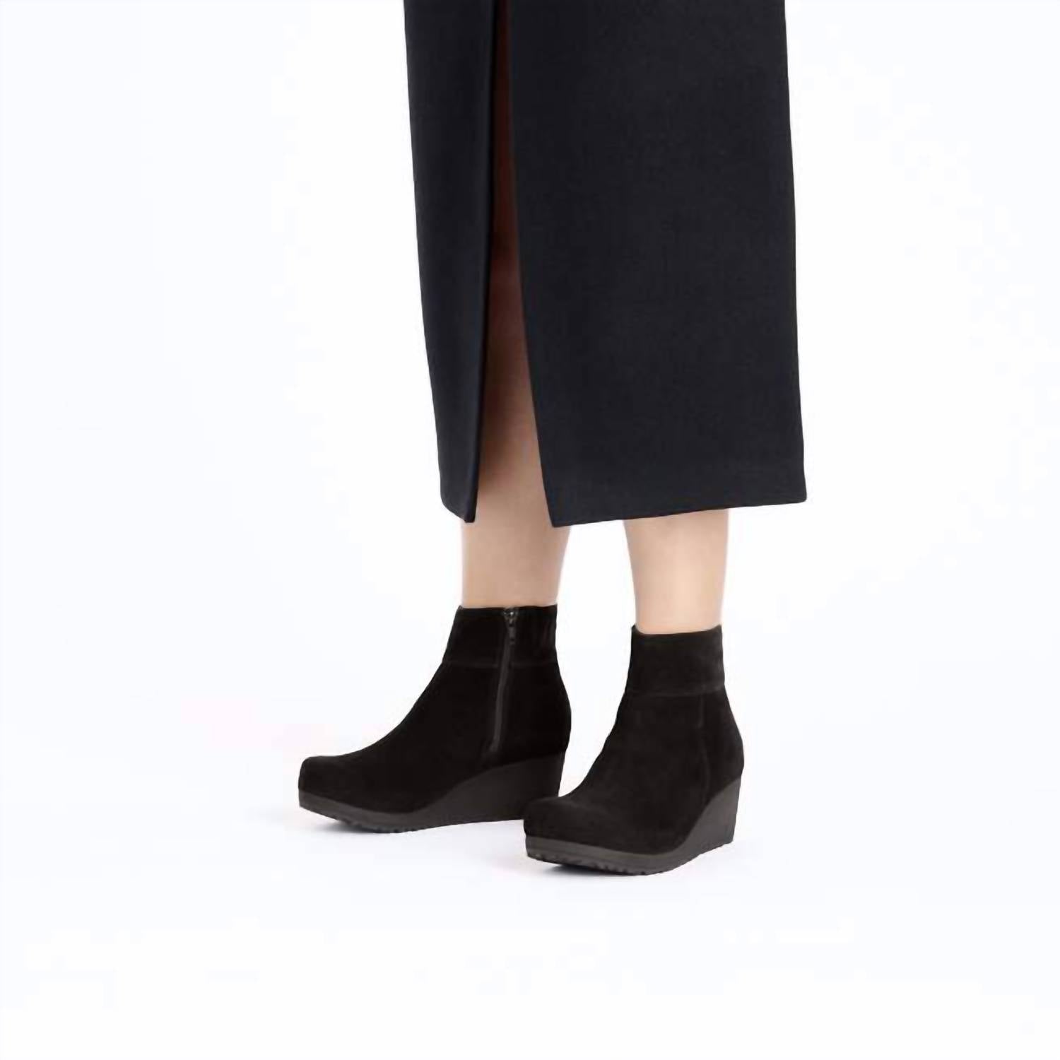 Birkenstock - Women's Ebba Ankle Boot