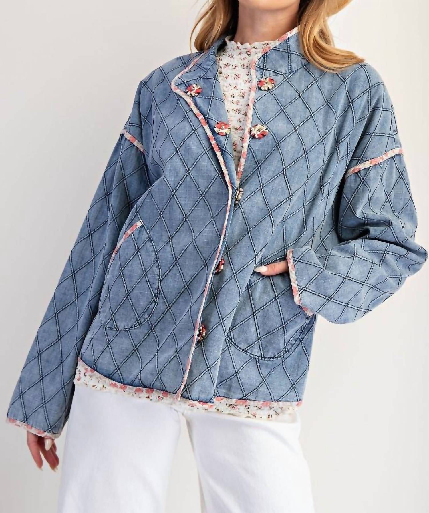 Easel - Women's Quilted Long Sleeves Jacket