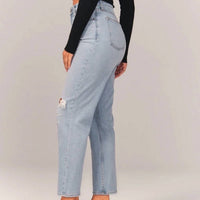 Abercrombie & Fitch - Curve Love High Rise Mom Jean