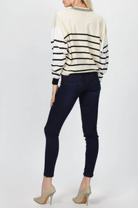 V-NECK SWEATER