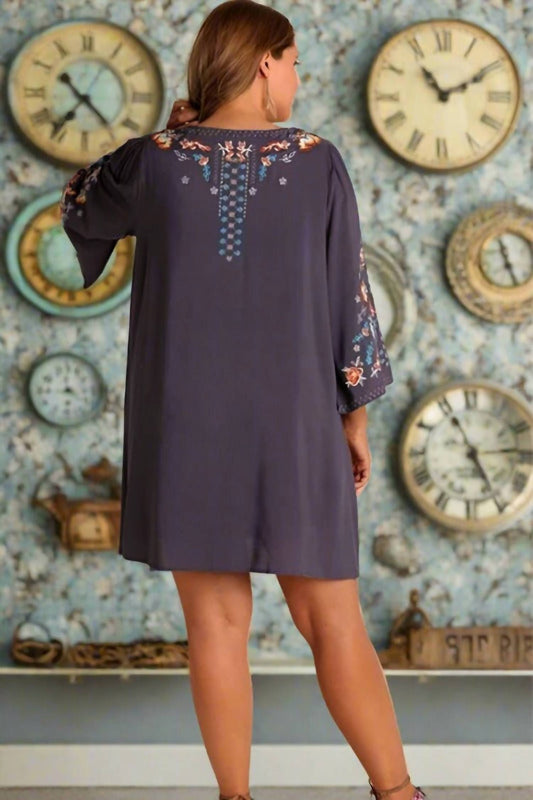 Umgee - Embroidered Shift Dress - Plus