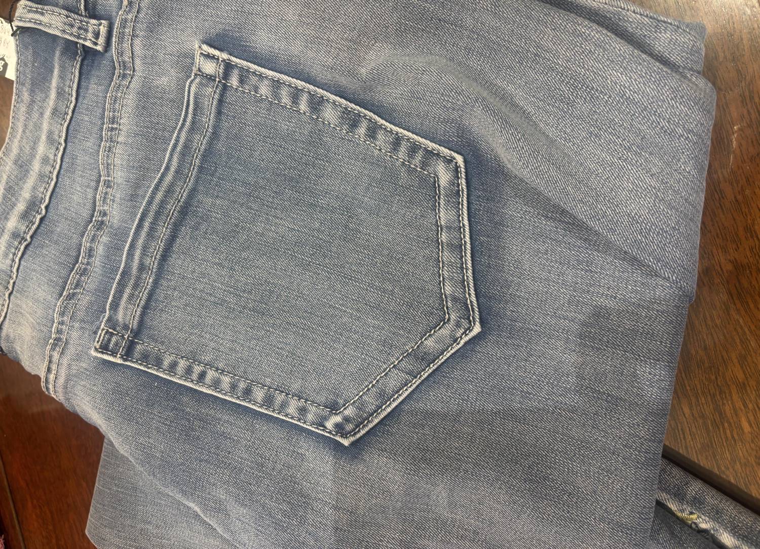Ethyl - embroidered crop jean