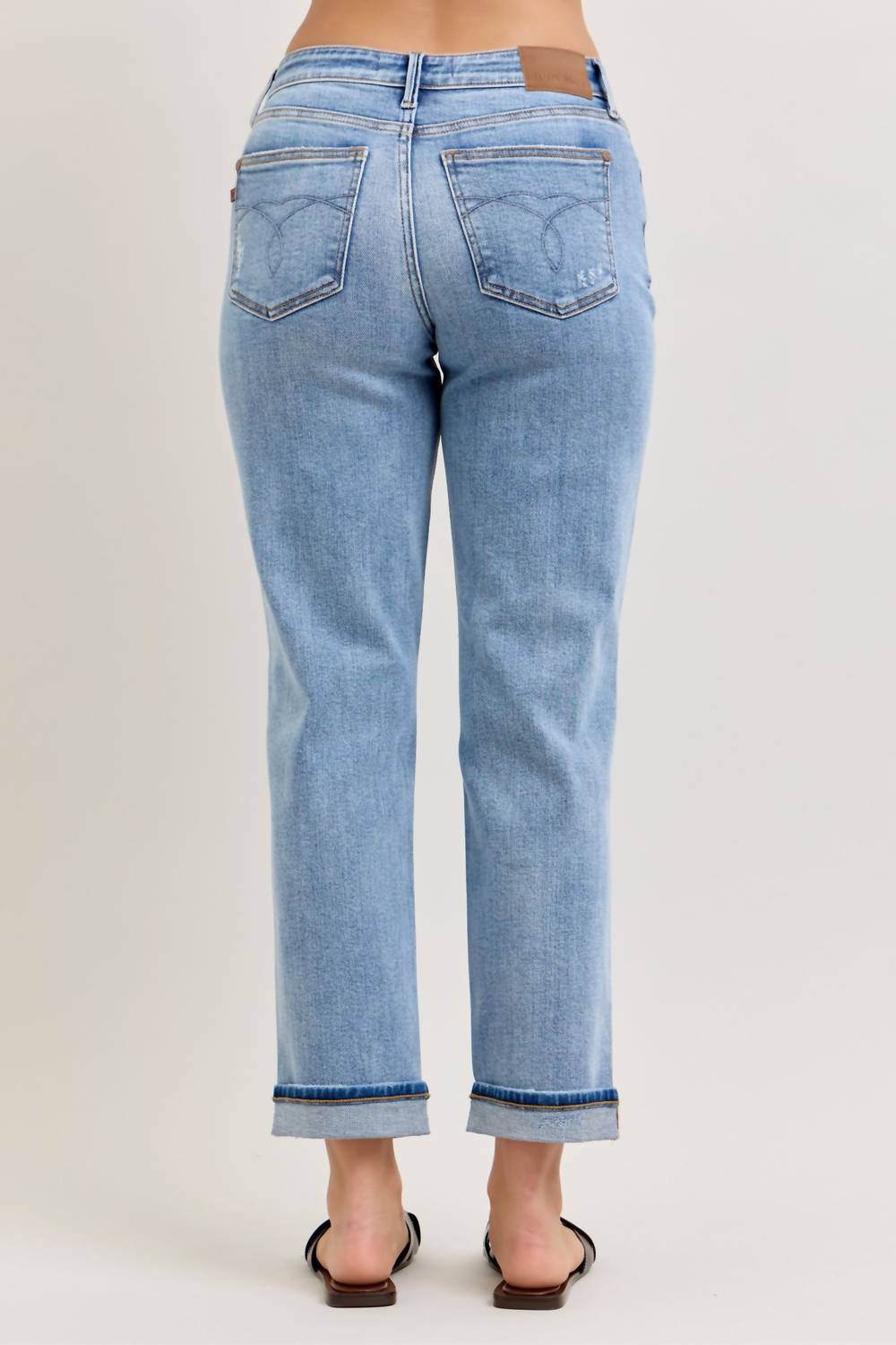 Judy Blue Hollis Boyfriend Jeans in blue - women's jeans - detail view