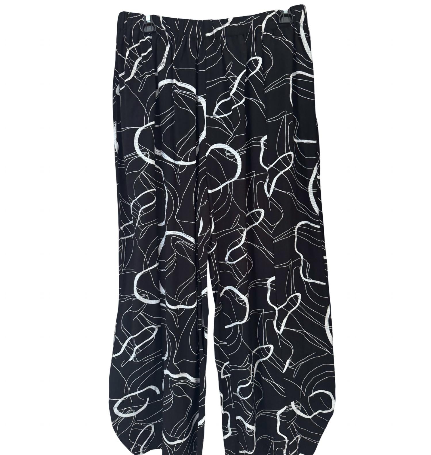 Shana Apparel Women's Lantern Pant in black white - women's pants