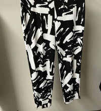 Frank Lyman - Abstract Cropped Pant