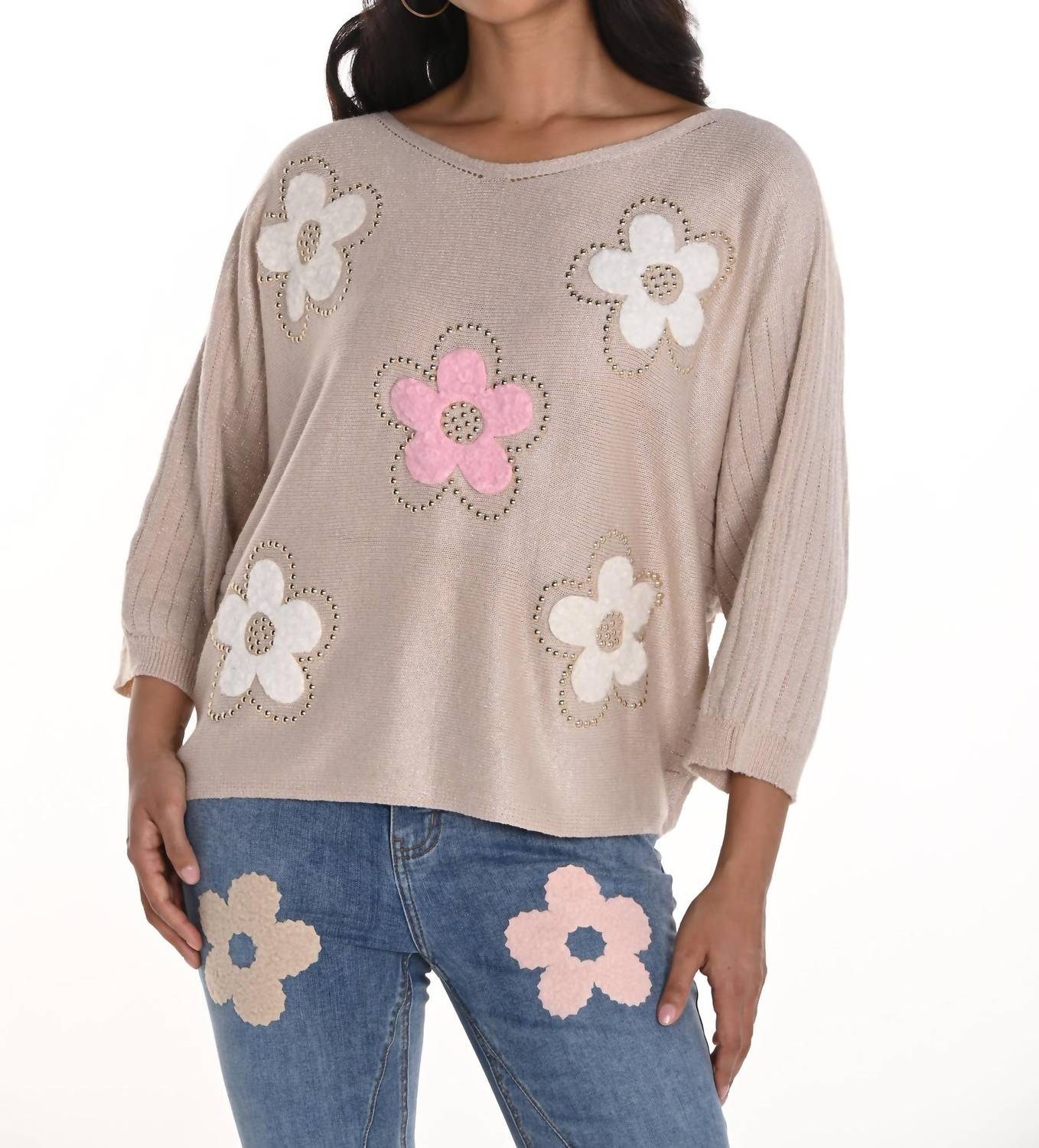 Frank Lyman - Flower Appliqués Knit Top