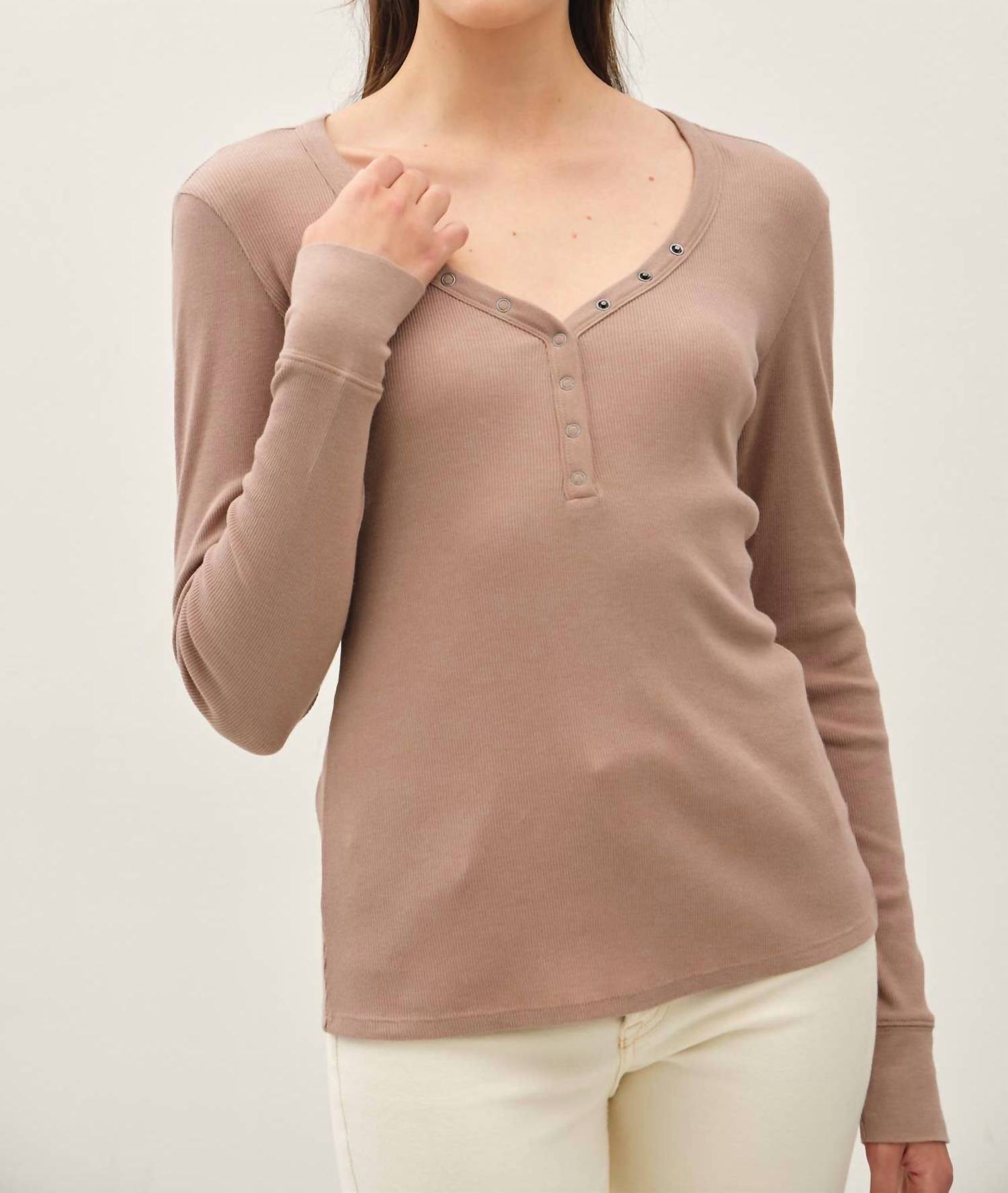 Be Cool - Anna Henley Snap Top