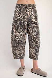 Easel - SHAKIRA BARREL PANTS