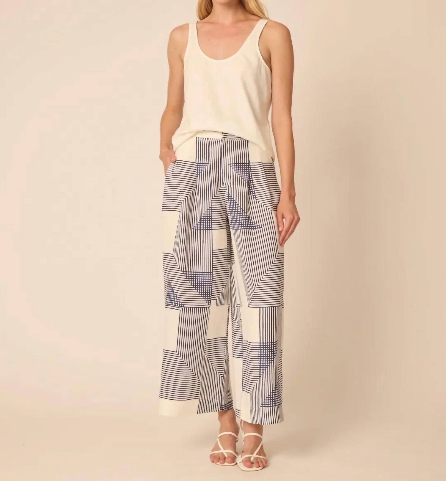 Gilner Farrar - Lizzie Pant