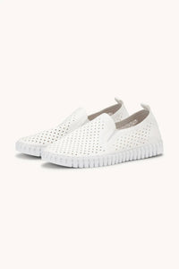 Ilse Jacobsen Men's Tulip 140 Comfort Shoes in white - men's loafer