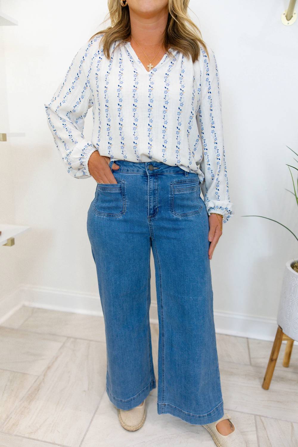 Charlie B - Cropped Flare Leg Denim Jeans